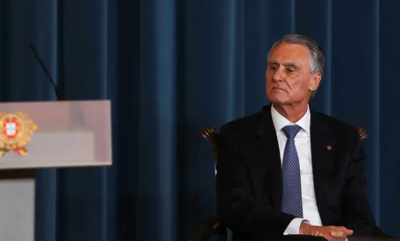 Cavaco apoia Mendes e diz que Gouveia e Melo "não possui competências"