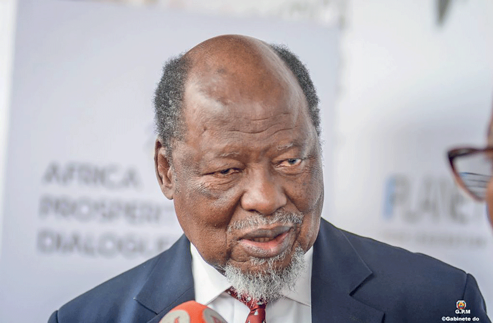 Chissano recebe outorga de Doutor Honoris Causa