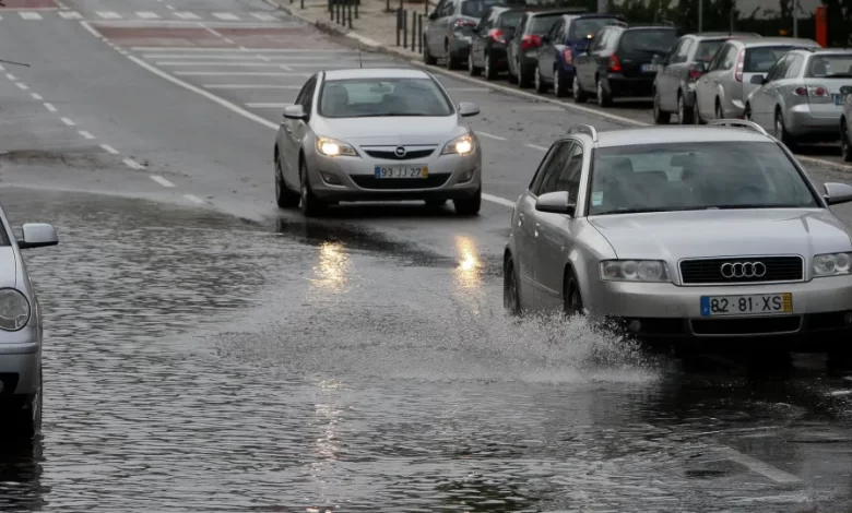 Chuva, vento e até granizo. Que traz a depressão Claudia na quinta-feira?