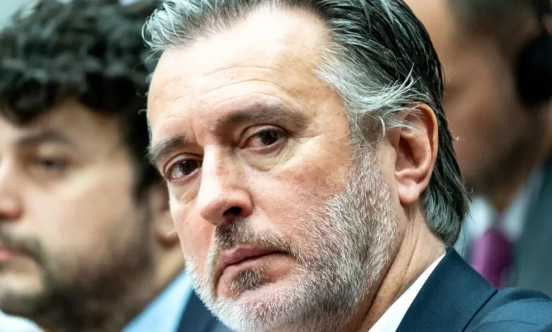 Cotrim considera que partidos "nunca podem ser vistos como problema"