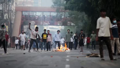 Distúrbios no Bangladesh após condenação à morte da ex-primeira-ministra