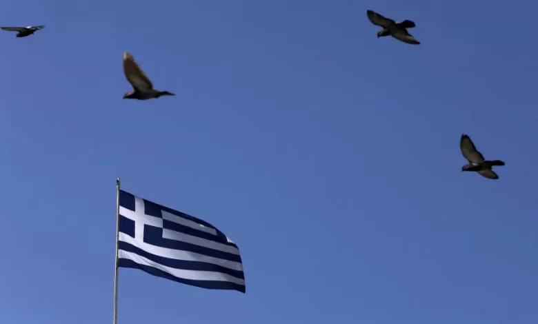 Dois mortos e vários feridos em tiroteio em Atenas