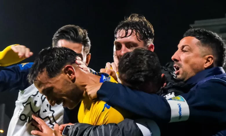 EM DIRETO: Estoril dá espetáculo antes do Santa Clara-Sporting