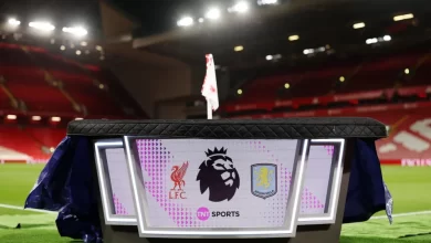 EM DIRETO: Pedro Neto vence João Palhinha antes do Liverpool-Aston Villa