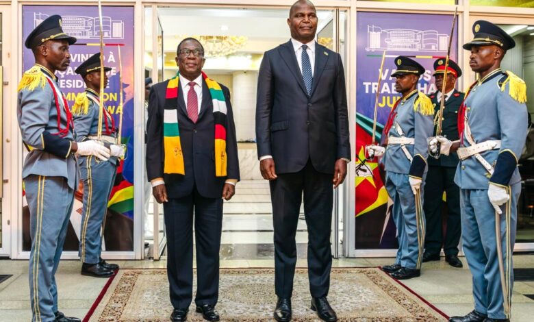 Emmerson Mnangagwa visita Moçambique