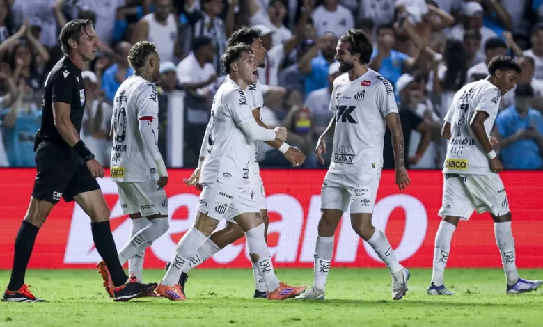 Ex-Benfica choca Palmeiras ao cair do pano e retira Abel da liderança