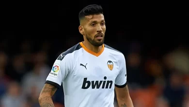 Garay 'explode' contra Peter Lim no Valencia: "O clube não levanta voo"