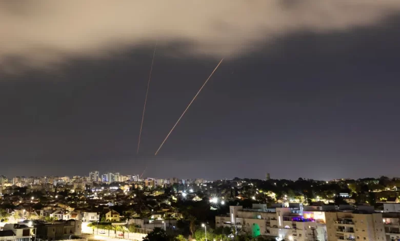 Israel assina contrato para ampliar sistema antiaéreo Cúpula de Ferro