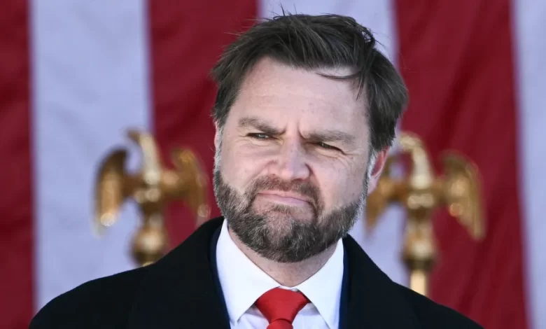 JD Vance admite já ter pensado em candidatar-se às presidenciais dos EUA