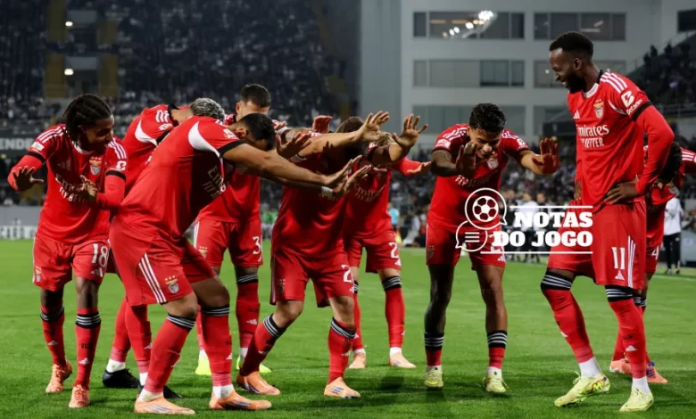 Já não é apenas o dedo. Mourinho meteu a mão e Benfica dominou Vitória SC