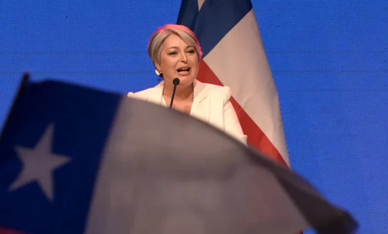 Jeannette Jara lidera a contagem dos votos das presidenciais do Chile