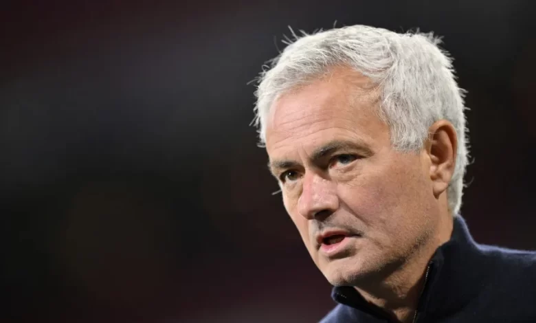 José Mourinho projeta Ajax-Benfica: "O aspeto emocional será importante"