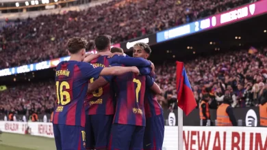 Lar doce lar. Barcelona dá show no Camp Nou e lidera La Liga à condição