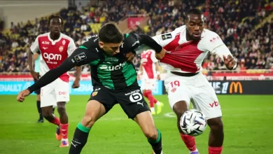 Lens vence no Mónaco e 'cola-se' ao Marseille na liderança provisória