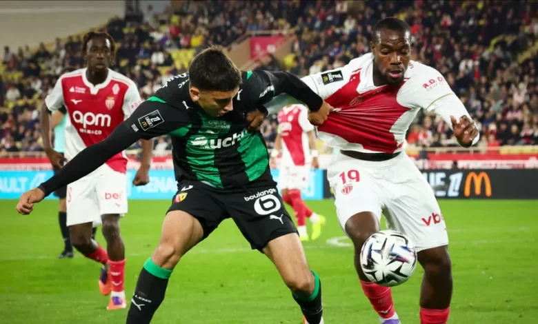 Lens vence no Mónaco e 'cola-se' ao Marseille na liderança provisória