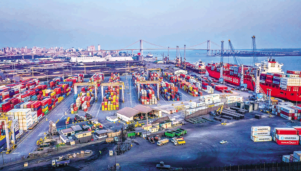MODERNIZAÇÃO DOS CORREDORES: Projectam-se vias alternativas aos portos nacionais