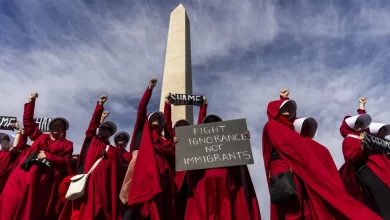 Manifestantes exigem "fim do regime fascista" de Donald Trump