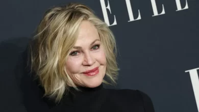 Melanie Griffith revela imagens do casamento da filha