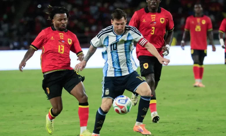 Messi mais aplaudido no estádio do que a seleção angolana de futebol