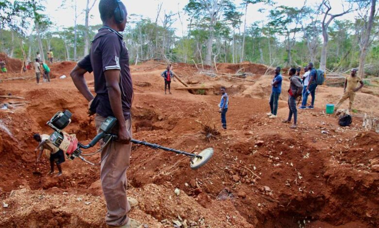 Moçambique perde mais de 200 milhões de meticais devido à mineração ilegal