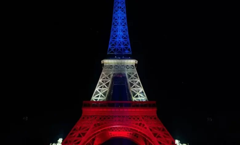 Paris homenageia vítimas dos atentados terroristas (que foram há 10 anos)