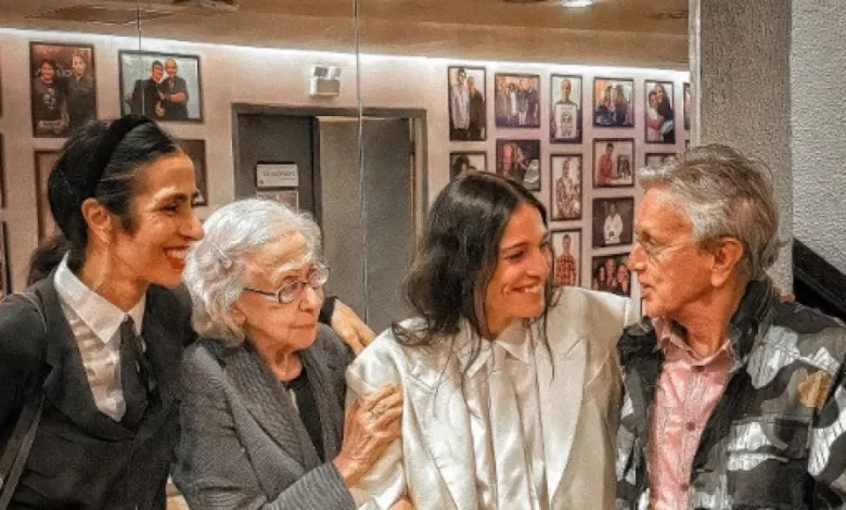 Plateia de luxo! Caetano Veloso e Fernanda Montenegro celebram Carminho