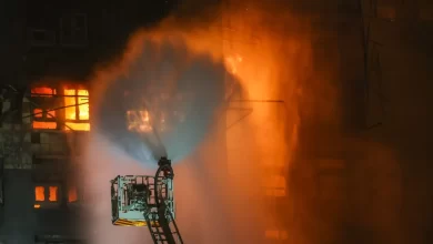 Sobe para 44 o número de mortos no incêndio em Hong Kong