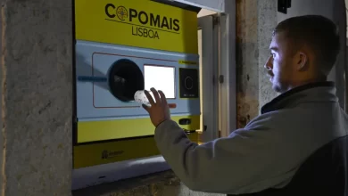 Vai sair este sábado? No Bairro Alto, já há máquinas para devolver o copo