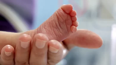 "Deixa-me desconfortável". Mãe quer mudar nome de bebé (já com 6 meses)