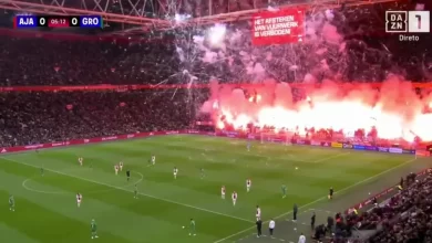 "Escandaloso". Pirotecnia provoca debandada geral no Ajax-Groningen