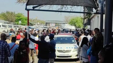 Activista sul-africano denuncia “caos” no atendimento na fronteira de Lebombo em Ressano Garcia