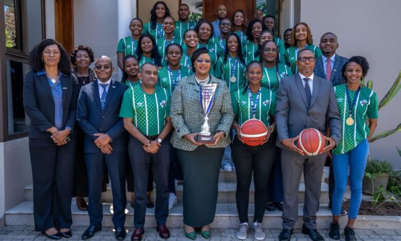 DE BASQUETEBOL: Primeira-Dama felicita equipa feminina do Ferroviário de Maputo