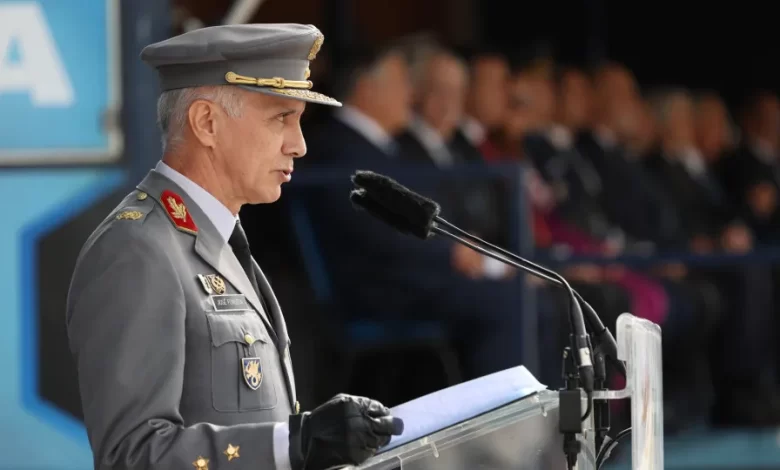 É preciso "realimentar nos jovens a obrigatoriedade de defender Portugal"