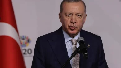 Erdogan pede a Maduro que mantenha diálogo com os EUA