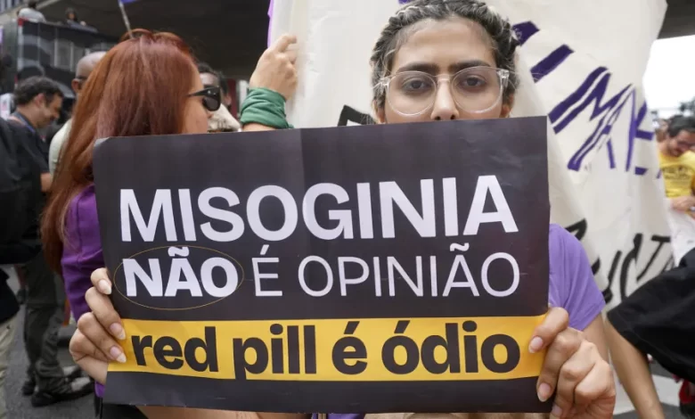 Estudo: Mais de 2/3 das mulheres jornalistas enfrentam violência online