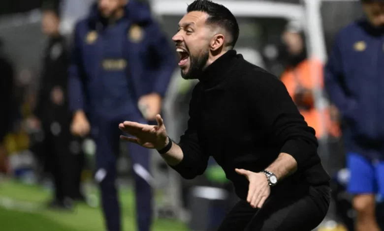 Farioli reage à fuga do FC Porto a Sporting e Benfica: "Não é momento..."