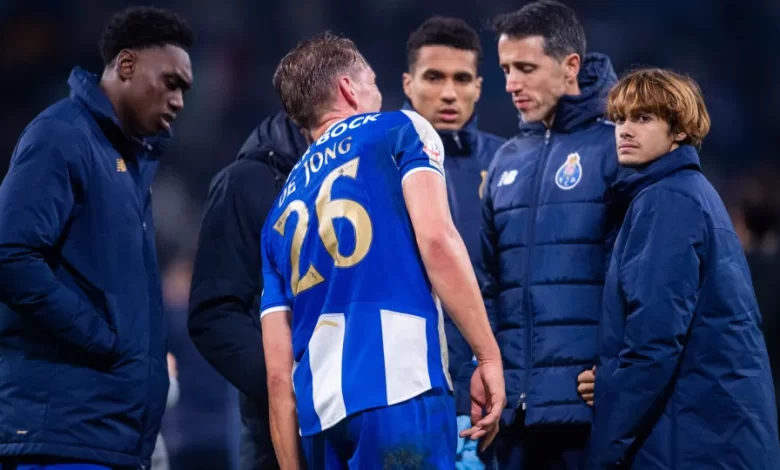 Francesco Farioli revela baixa de peso no FC Porto até ao final da época