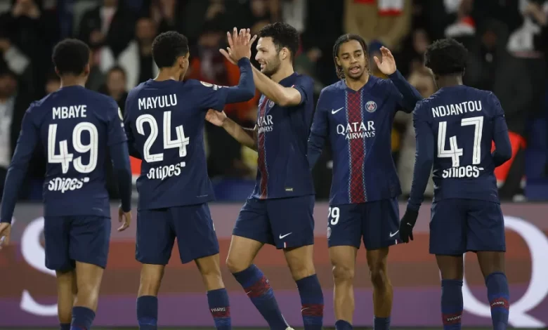 Gonçalo Ramos entra e marca na goleada do PSG na perseguição ao trono