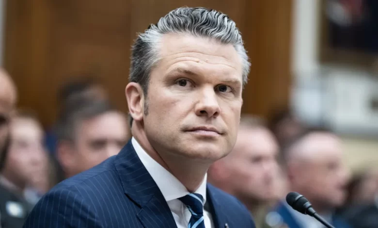 Hegseth evoca "nevoeiro de guerra" para defender 2.º ataque a barco