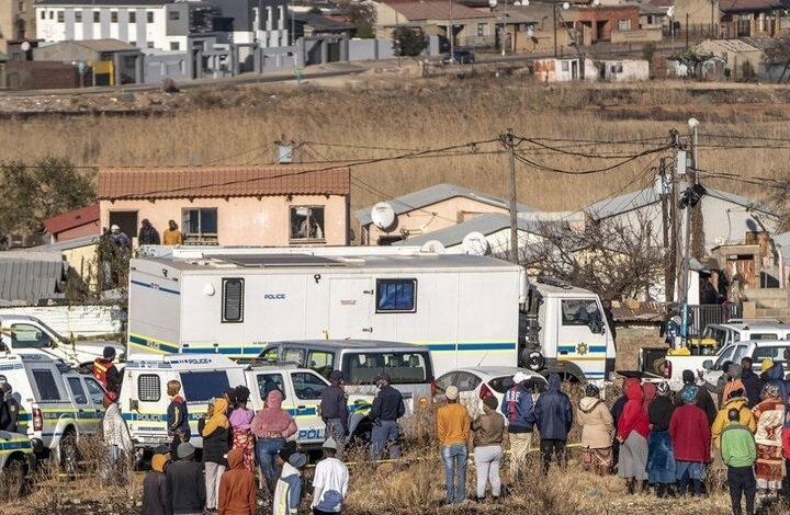 Homens armados matam dez pessoas na África do Sul