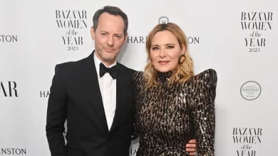 Kim Cattrall casa-se pela 4.ª vez em cerimónia com apenas 12 convidados