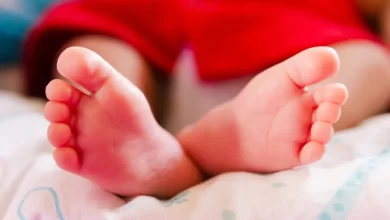 Mãe leva bebé de hospital em Gaia. Menor ia para família de acolhimento