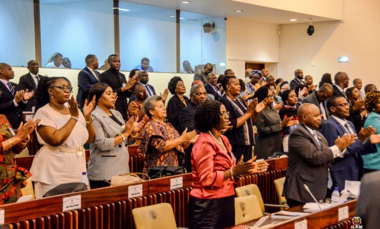 Parlamento aprova PESOE- 2026