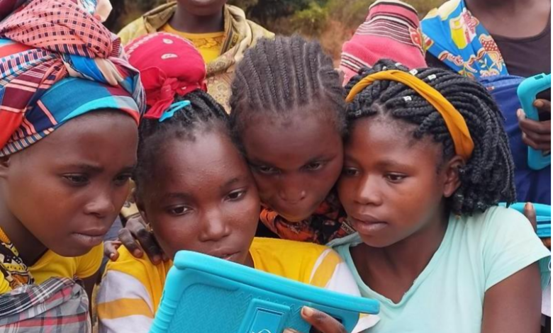 Projecto EAGLE capacita adolescentes em literacia digital