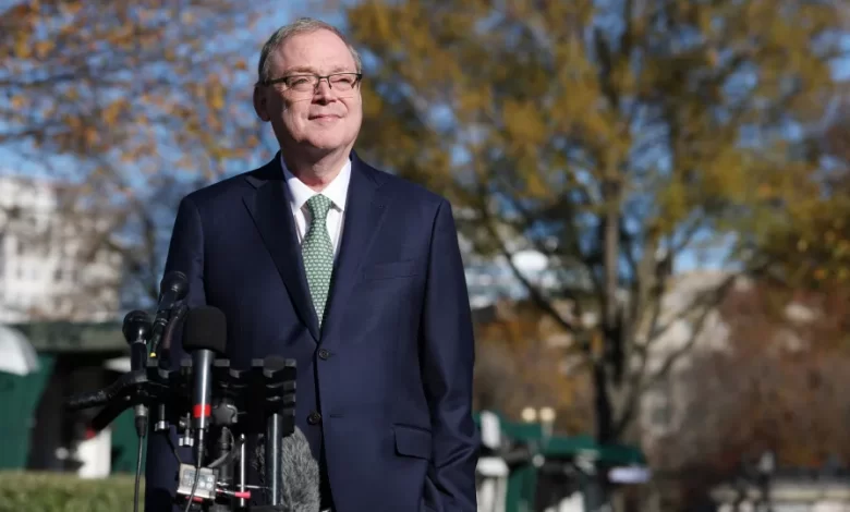 Trump aponta Kevin Hassett como favorito para liderar a Fed