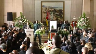 Arranca funeral oficial de Luísa Diogo