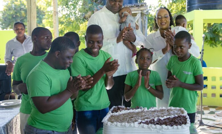 Chapo assinala aniversário com crianças de infantário de Inhambane