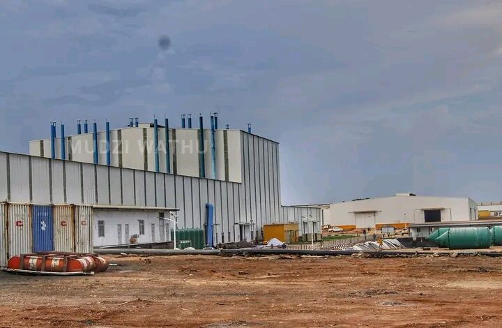PR inaugura fábrica de grafite de Nipepe