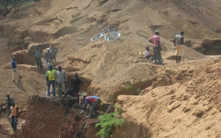 Quatro mortos em mina no Monapo