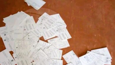 Detidos por falsificar livretes e títulos de propriedade